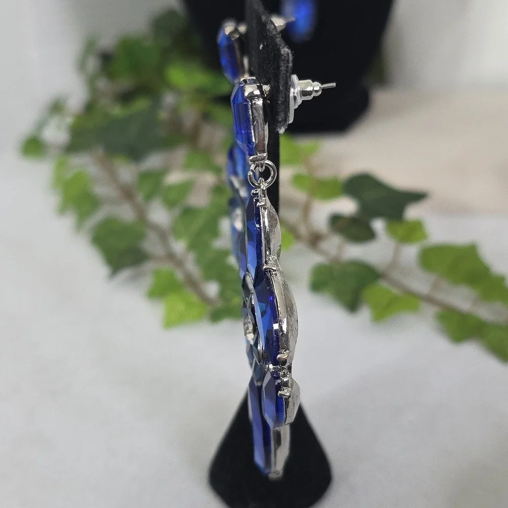 Statement Silver with Blue Crystal Stones Necklace and Matching Earrings Set